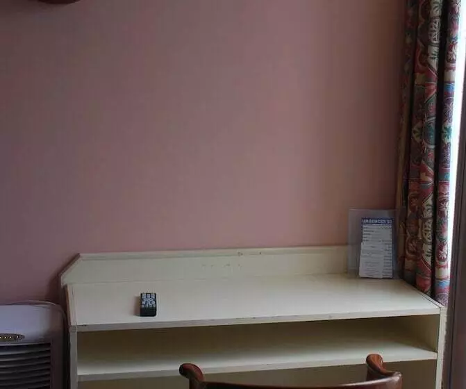 اتاق استاندارد یک نفره, Residence De La Tour Paris Malakoff