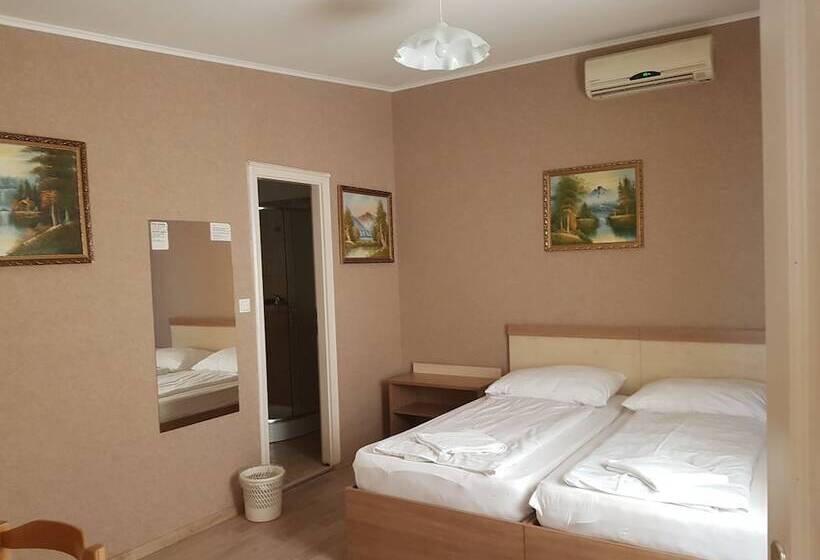 Номер Стандарт, Silver Hotel Budapest City Center