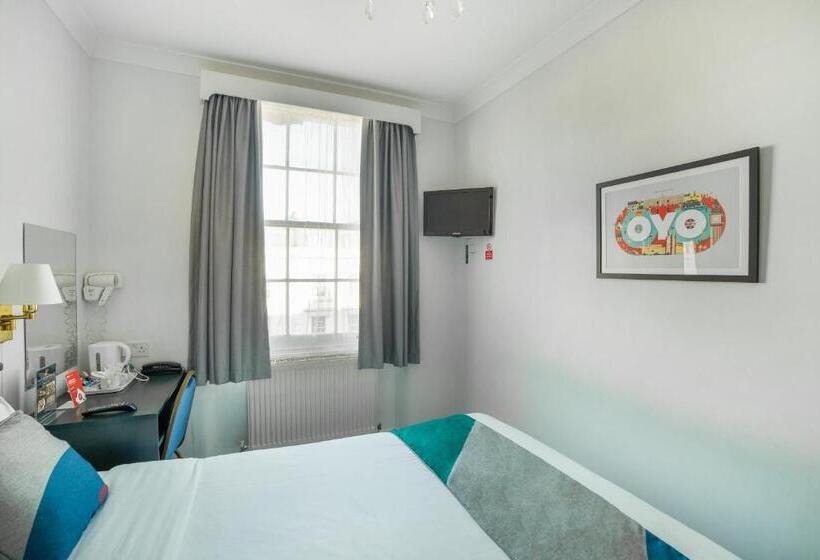 标准间, St George S