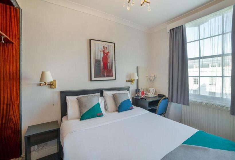 标准间, St George S