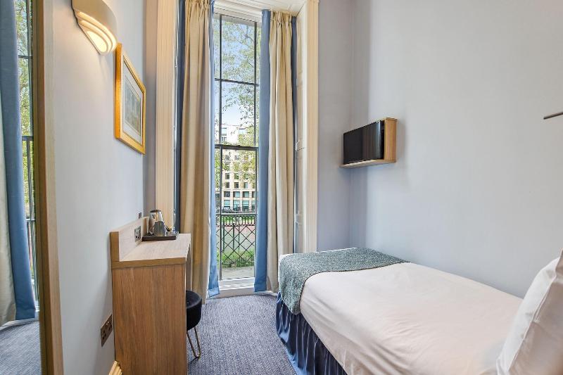 스탠다드 싱글 룸, The Judd