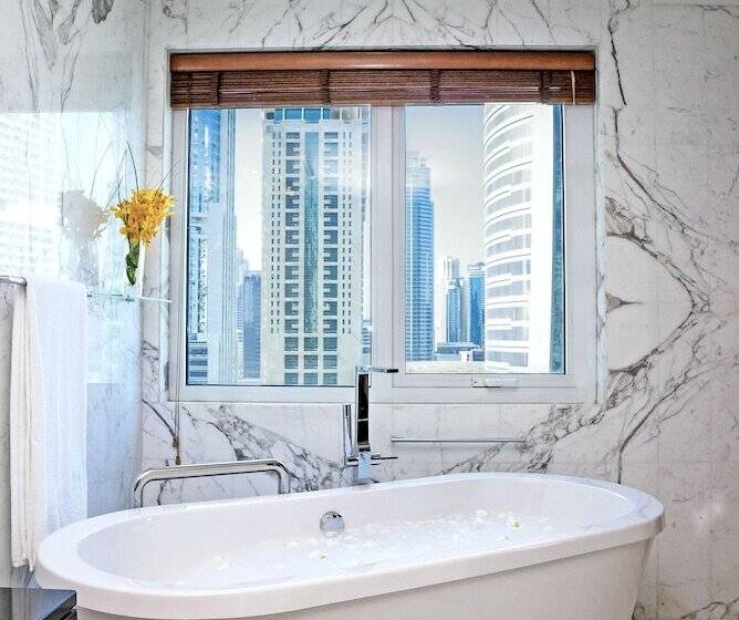 Люкс с Видом, Voco Bonnington Dubai, An Ihg