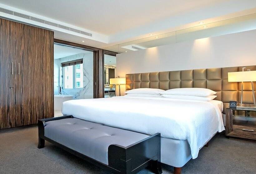 Люкс с Видом, Voco Bonnington Dubai, An Ihg