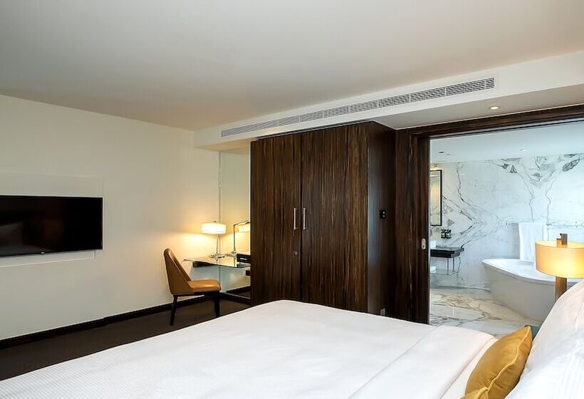 可观景的套房, Voco   Bonnington Dubai, An Ihg