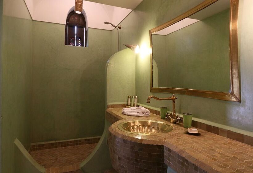 Quarto superior, Riad Pachavana