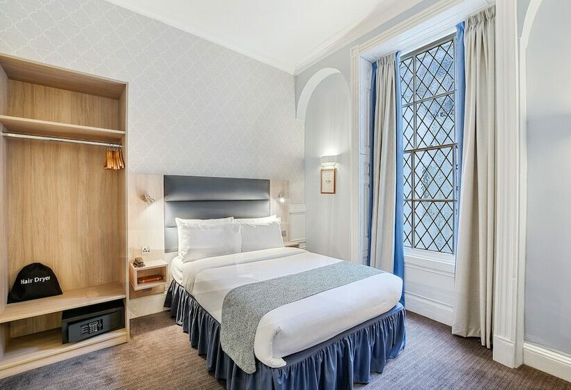 스탠다드 룸, The Judd