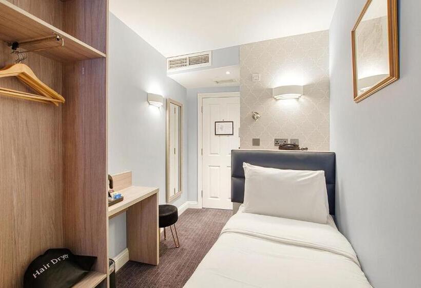 스탠다드 싱글 룸, The Judd