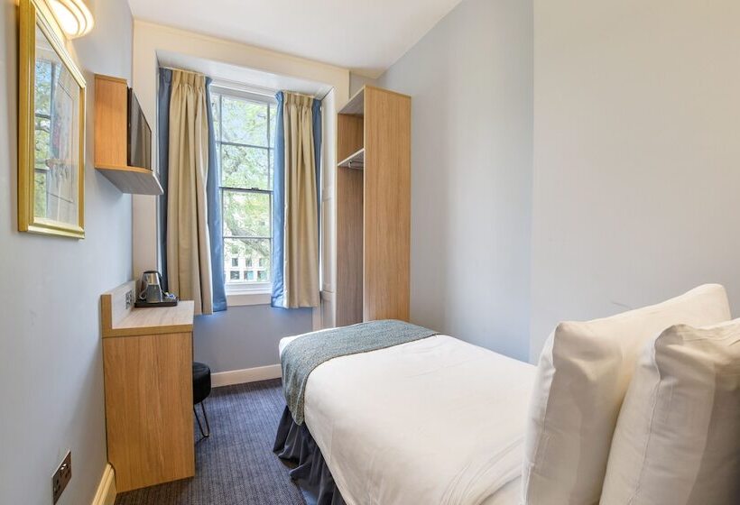 스탠다드 싱글 룸, The Judd