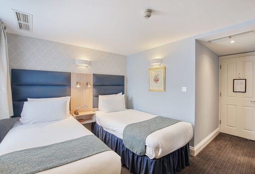 4인용 스탠다드 룸, The Judd