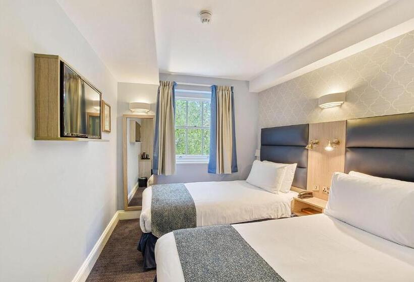 스탠다드 룸, The Judd