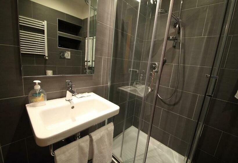 اتاق استاندارد, Tourist House B&b