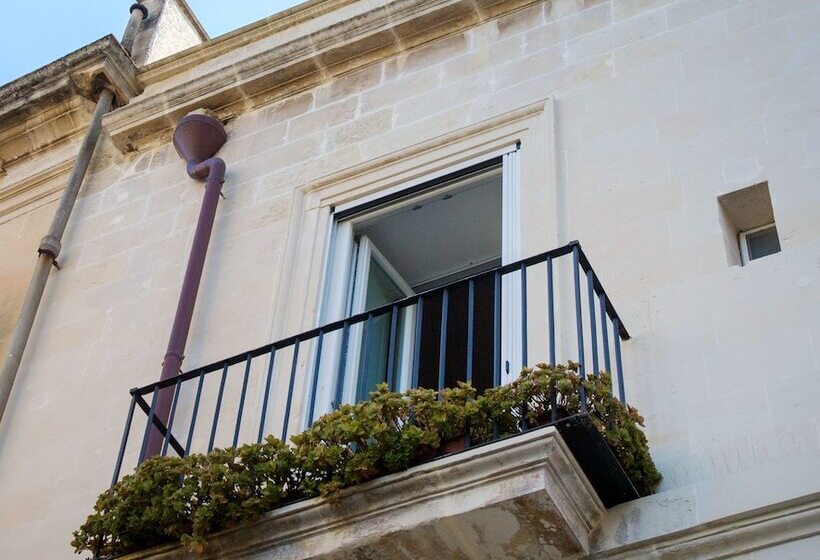 اتاق استاندارد, Nonna Jole