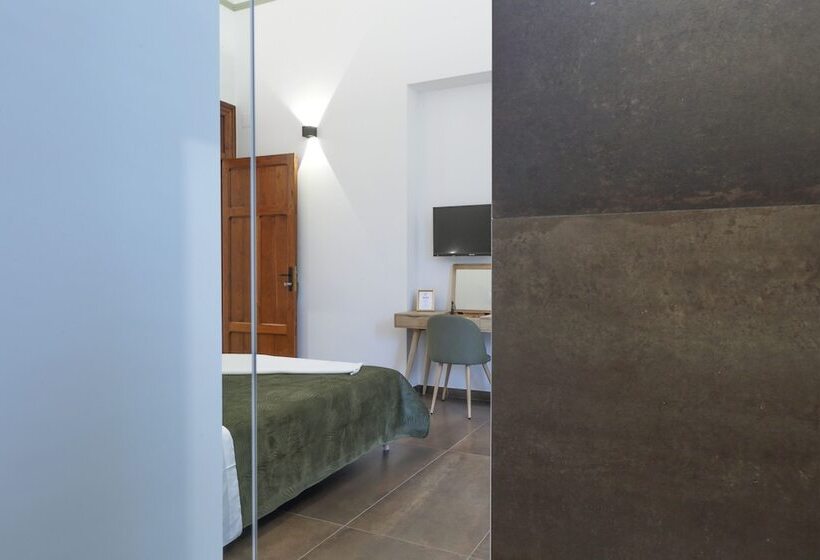 스탠다드 룸 더블 침대 도시 전망, Bohemien Boutique Guesthouse