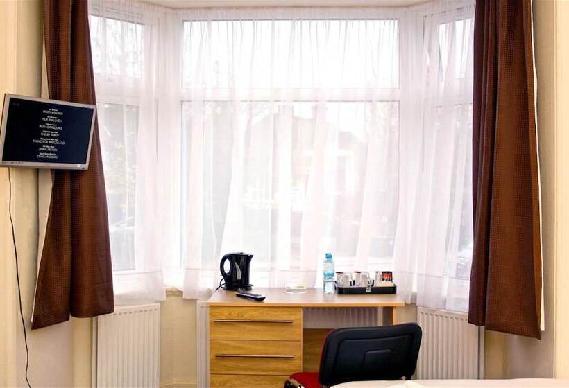 Номер Стандарт, Central Hotel Golders Green