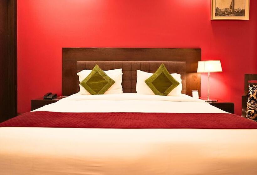 Номер Стандарт, Amber Inn By Orion Hotels