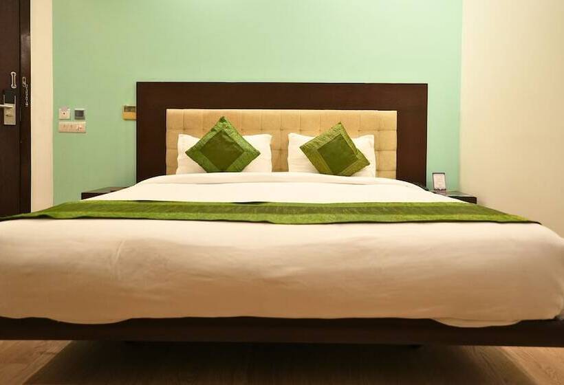 Номер Стандарт, Amber Inn By Orion Hotels