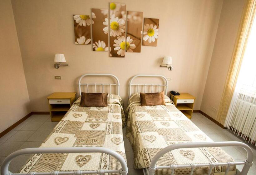 Habitació Estàndard, Arcoveggio