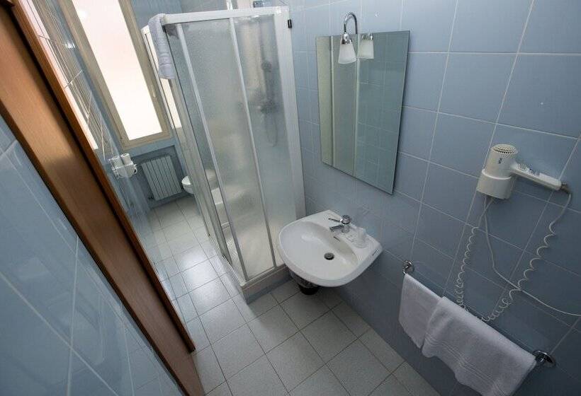 Habitación Estàndard Individual, Arcoveggio