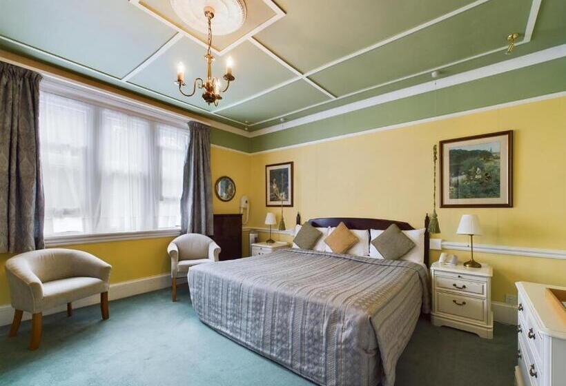 스탠다드 룸 킹사이즈 침대, Beech House