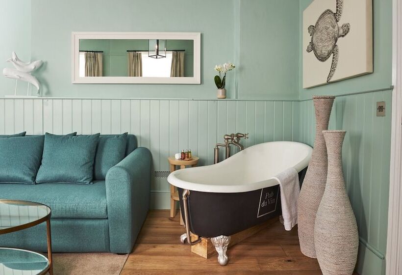 Полулюкс, Du Vin & Bistro Brighton