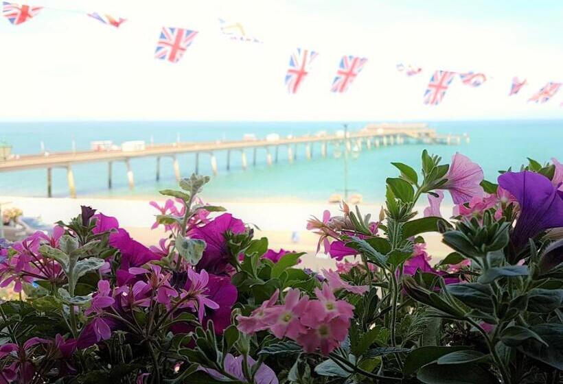 家庭海景房, Dunkerleys