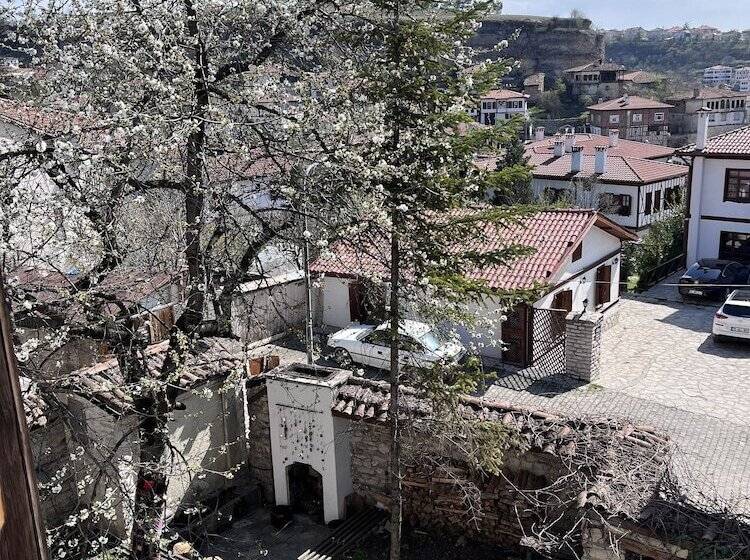 Люкс, Gulevi Safranbolu