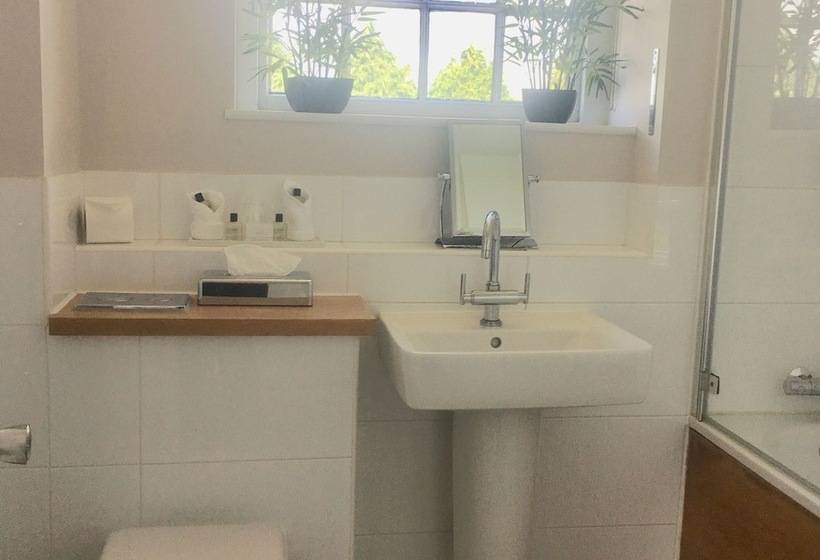 1间卧室的房子, Highfield Park