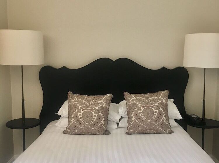 1间卧室的房子, Highfield Park