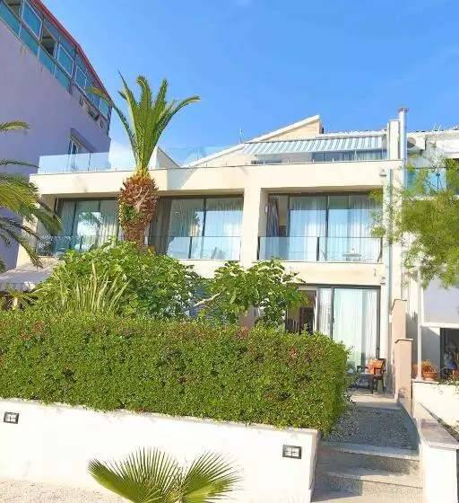 オーシャンビューデラックスルーム, Beach Hotel Split