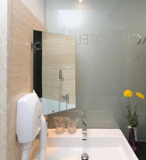 חדר דלוקס נוף לים, Beach Hotel Split