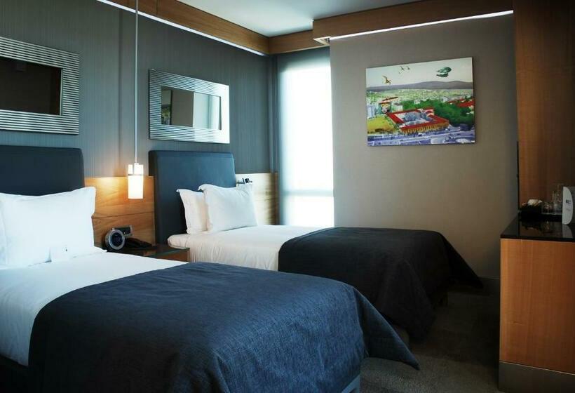 デラックスルーム, Point Hotel Barbaros