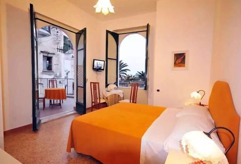 スタンダードトリプルルーム, Residenza Sole Amalfi
