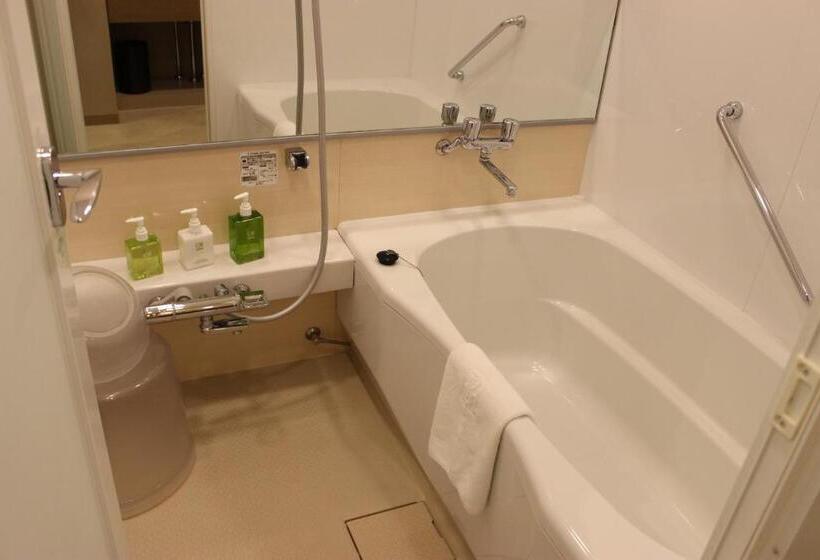 标准间, Ryumeikan Tokyo