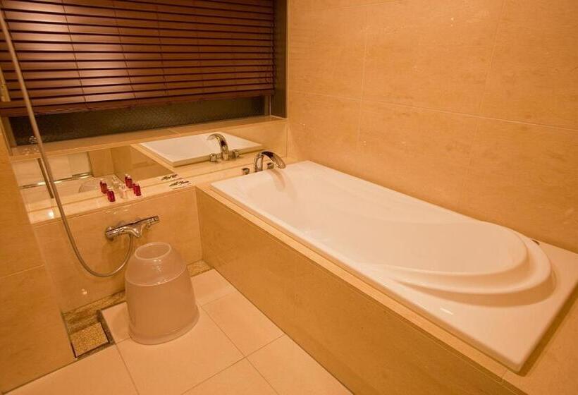 小型套房, Ryumeikan Tokyo