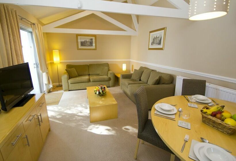 בית, חדר שינה 1, Woodford Bridge Country Club