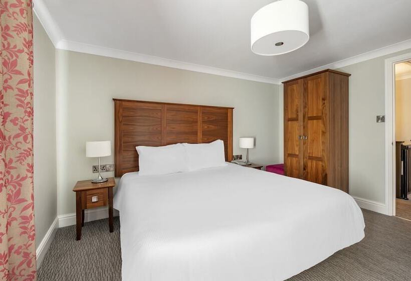 Дом 1 Спальня, Woodford Bridge Country Club