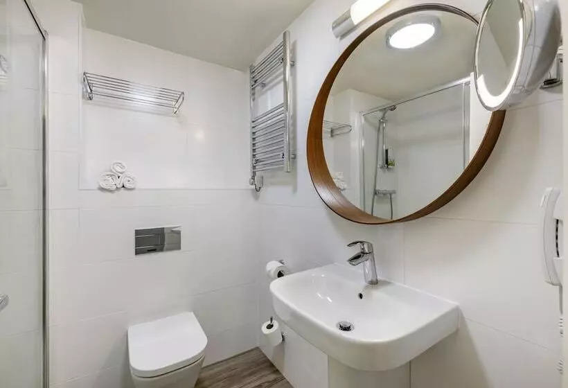 １ベッドルームアパートメント, Woodford Bridge Country Club