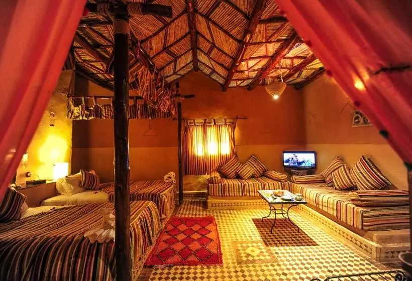 スタンダード４人部屋, Kasbah Hotel Xaluca Arfoud
