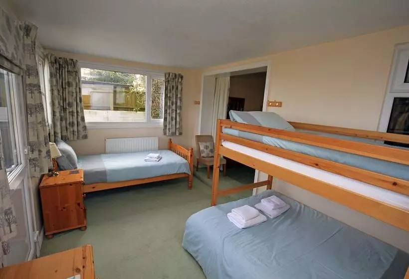 ファミリールーム, Pine Lodge Guest House
