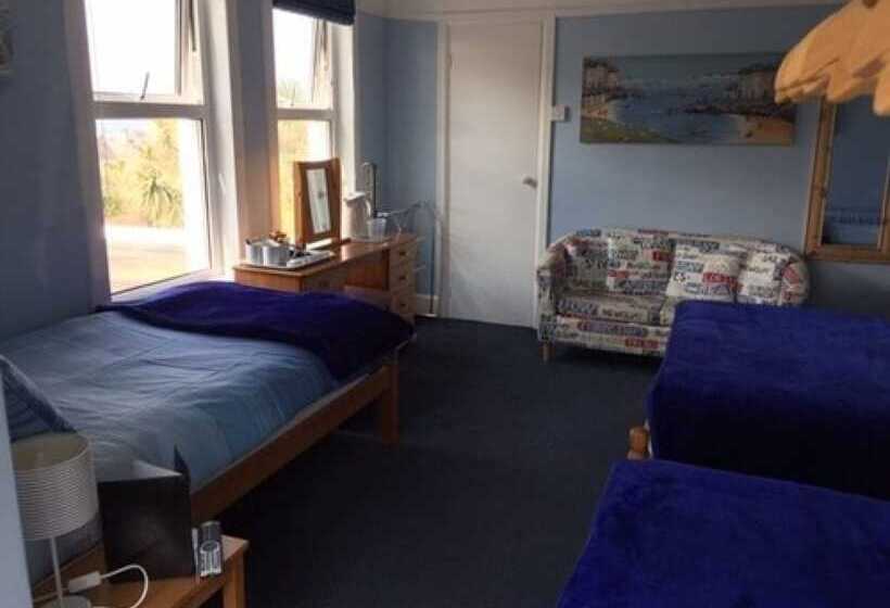 غرفة عائلية, Pine Lodge Guest House