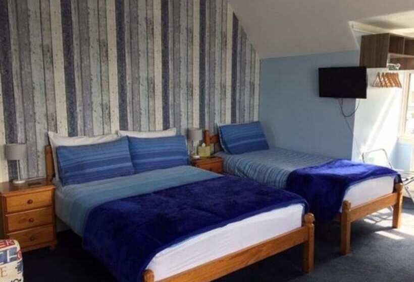 家庭间, Pine Lodge Guest House