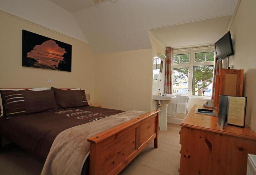 基本间, Pine Lodge Guest House