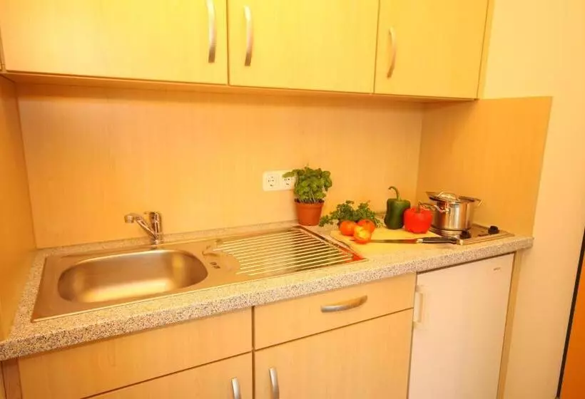 Huoneisto 1 Makuuhuone, Smartmotel