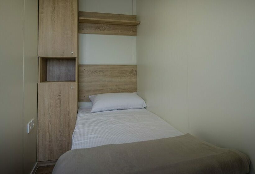 בית, 2 חדרי שינה, Mobile Homes Mediteran Campsite Klenovica
