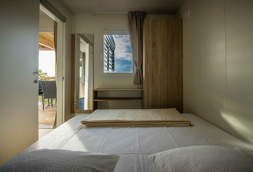 בית, 2 חדרי שינה, Mobile Homes Mediteran Campsite Klenovica