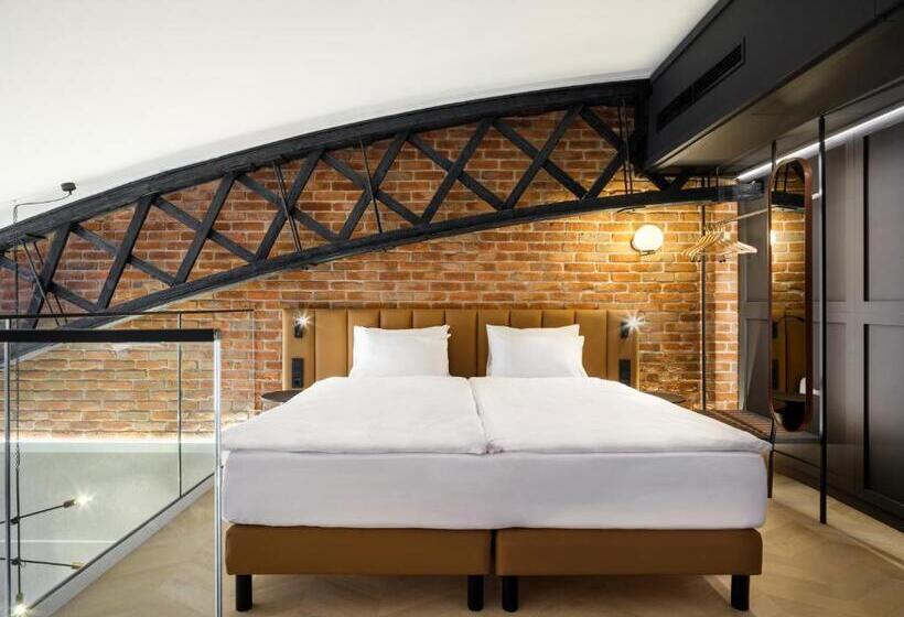 Люкс Superior, Mercure Krakow Fabryczna City