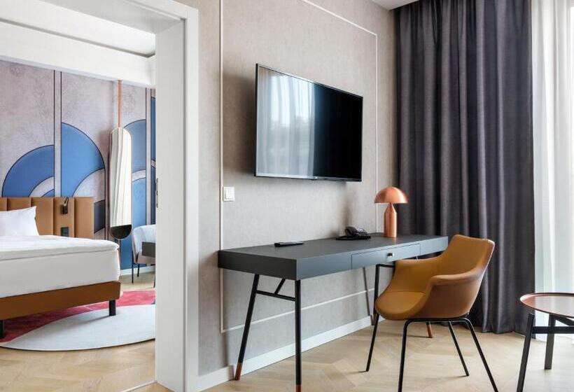 Люкс Superior, Mercure Krakow Fabryczna City