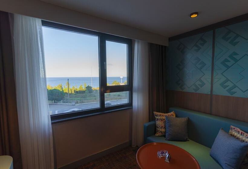اتاق سوپریور با چشمانداز دریا, Mercure Trabzon