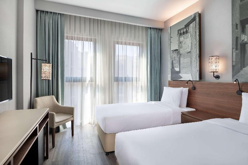 Номер Superior с Видом, Super 8 By Wyndham Dubai Deira