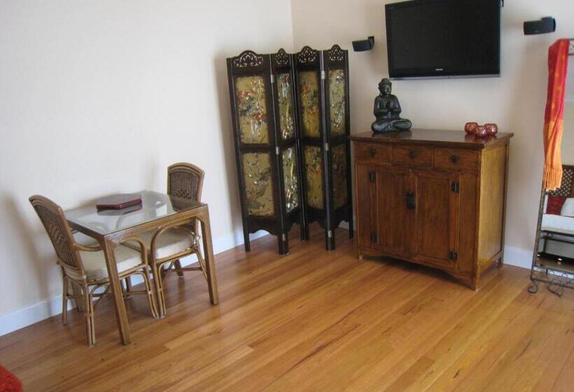 带阳台套房, Brezza Bella Boutique Bed & Breakfast